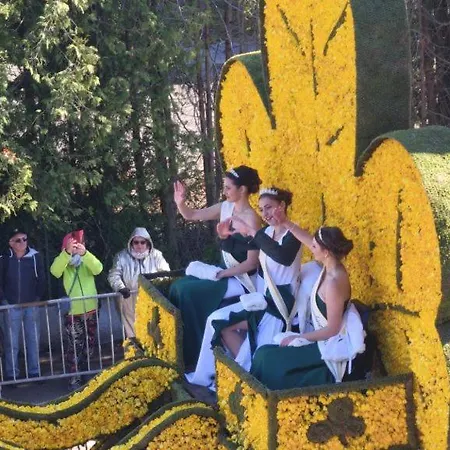 Petit Lutin A 250 M Du Bord Du De شقة جوراردُميه